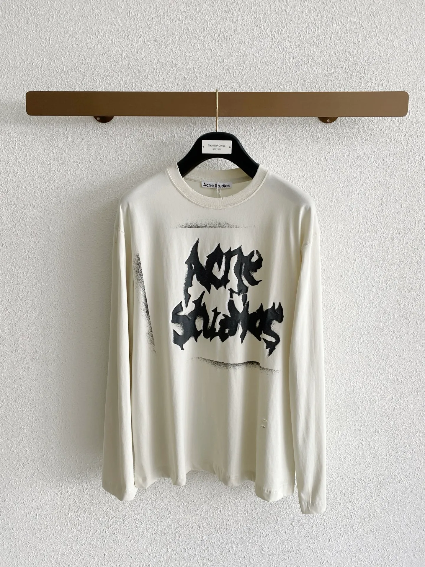 🌟26 Acne Studios spray-painted Gothic letters distressed long-sleeve size S M L